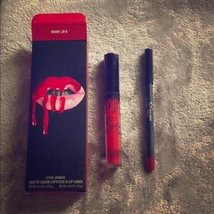 MARY JO K MATTE LIP STICK AND LIP LINER